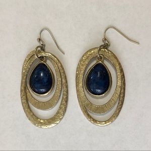 Dangle earrings